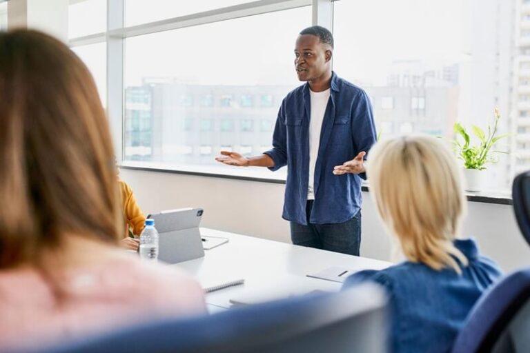 MBA in Entrepreneurship in UK – Scholarships, Top Universities, Cost, Requirements, and Career Prospects
